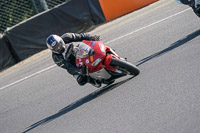 brands-hatch-photographs;brands-no-limits-trackday;cadwell-trackday-photographs;enduro-digital-images;event-digital-images;eventdigitalimages;no-limits-trackdays;peter-wileman-photography;racing-digital-images;trackday-digital-images;trackday-photos